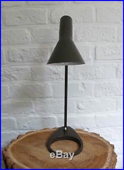 Arne Jacobsen Lampe Vintage AJ table lamp Louis Poulsen, Denmark 1960s