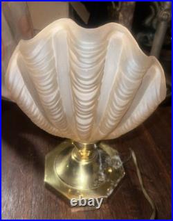 Art Deco Table Lamp Odeon/Hollywood Regency Vintage Frosted Seashell 1930 Art Deco Table Lamp Odeon/Hollywood Regency Vintage Frosted Seashell 1930