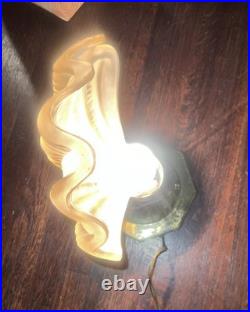 Art Deco Table Lamp Odeon/Hollywood Regency Vintage Frosted Seashell 1930 Art Deco Table Lamp Odeon/Hollywood Regency Vintage Frosted Seashell 1930
