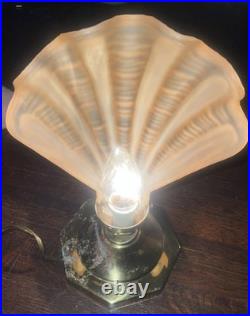 Art Deco Table Lamp Odeon/Hollywood Regency Vintage Frosted Seashell 1930