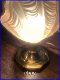 Art Deco Table Lamp Odeon/Hollywood Regency Vintage Frosted Seashell 1930 Art Deco Table Lamp Odeon/Hollywood Regency Vintage Frosted Seashell 1930