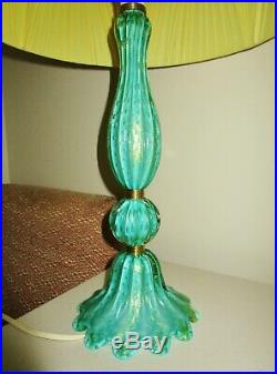 BEAUTIFUL TALL 1950s MID CENTURY VINTAGE JADE GREEN BULLICANTE GLASS TABLE LAMP