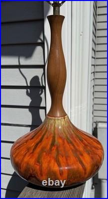 Beautiful Vintage Orange Ceramic Drip Glaze Lamp Wood Neck MCM Gourd Shape
