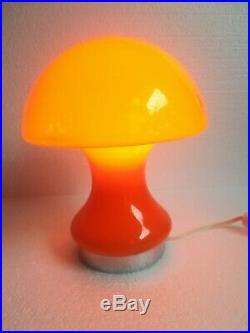 Beautiful Vintage Table Lamp / Mid Century Modernist Mushroom Shaped Lamp /1970s