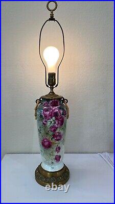 Gorgeous Large Vintage Hand Painted With Roses Brass Table Lamp 31