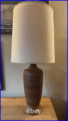 Large Vintage 1960s Ceramic Art Pottery Table Lamp Mid Century Modern Lighting