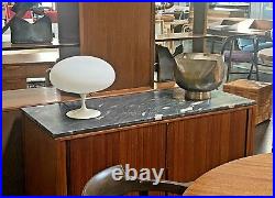 Laurel Tulip Vtg Mid Century Modern Brass Metal White Mushroom Table Desk Lamp