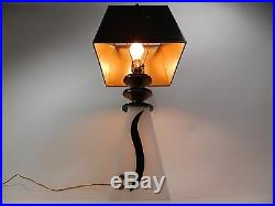 MOSS Mid Century Modern Futuristic Table Lamp Lucite Body Eames Era 1950s vtg