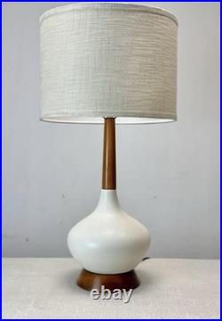Mid Century Modern White Porcelain & Teak Genie Table Lamp 1960s Wood Vintage