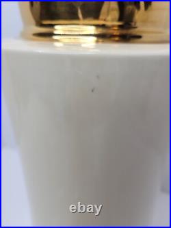 Mid-Century Vintage Hollywood Regency Ceramic Cream Gold Table Lamp Pineapple Mid-Century Vintage Hollywood Regency Ceramic Cream Gold Table Lamp Pineapple