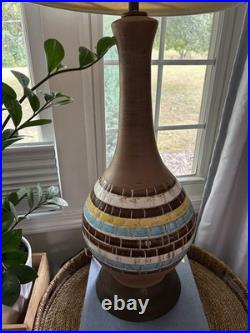 Nice! Vintage Mid Century Modern Ceramic Table Lamp, 32.75 Nice! Vintage Mid Century Modern Ceramic Table Lamp, 32.75