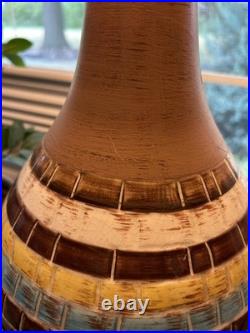 Nice! Vintage Mid Century Modern Ceramic Table Lamp, 32.75