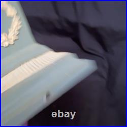 Pair 2 Vtg Hollywood Urns Lamps Table base Metal Jasperware English Style Metal