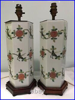 Pair Of Vintage Hexagonal Hand Decorated Oriental Chinoiserie Table Lamps