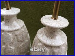 Pair Vintage MID Century Modern Speckled White Glazed Ceramic Pottery Lamps
