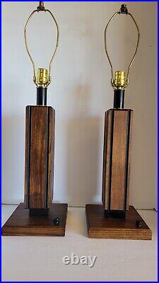 Pair Vtg Mid Century Modern Solid Grooved Wood Table Lamps B