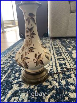 Porcelain Gourd Hand Painted Brass Clawfoot Mid Century Vintage Table Lamp