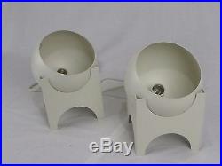 Pr Vtg 70s 80s MOD Sphere Shaped Metal Lamps in Square Cradle Base White