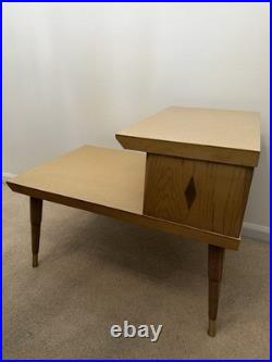 Quartite Creative Corp 1960 Vintage Ceramic and wood veneer lamp-Mid Century Quartite Creative Corp 1960 Vintage Ceramic and wood veneer lamp-Mid Century