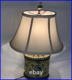 Small Vintage Yellow & Blue French Provincial Toile Table Lamp