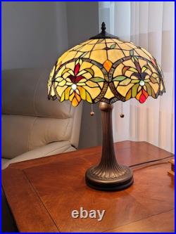 Stunning Vintage Tiffany Style 23 Table Lamp Floral Stained Glass Design
