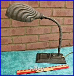 Superb Art Deco / Vintage Flexible Goose Neck Clam /shell Desk / Table Lamp