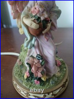 Table Lamp Angel When Turned On The Angels Appear On The Shade Vintage (R) Table Lamp Angel When Turned On The Angels Appear On The Shade Vintage (R)