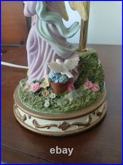 Table Lamp Angel When Turned On The Angels Appear On The Shade Vintage (R)