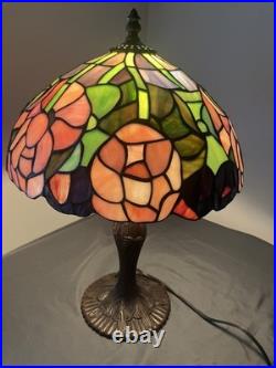Tiffany Style Table Lamp Stained Glass Bedside Desk Light 18 Tall Vintage Tiffany Style Table Lamp Stained Glass Bedside Desk Light 18 Tall Vintage