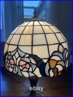 Tiffany style Vintage Stained Glass Table Lamp Roses Floral Desk Light 19 Tall