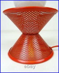 VERY RARE ORIGINAL POSTMODERN VINTAGE RED MEMPHIS SOTTSASS AGE TABLE LAMP 80s