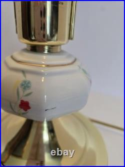 VERY UNIQUE Vintage Gold Tone Brass Lamp Floral Design Table Lamp VERY UNIQUE Vintage Gold Tone Brass Lamp Floral Design Table Lamp