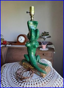 VTG 50s Alligator All-Weather Coats Figural Table Lamp Rainwear Advertising RARE