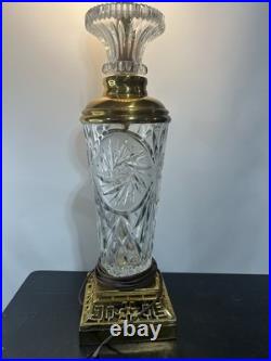 VTG Ainsley Crystal & Brass Hollywood Regency Table Lamp Nice Condition