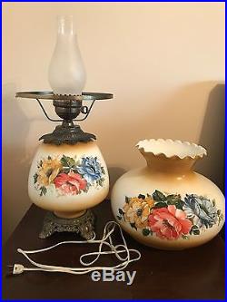 VTG Hurricane Gone with The Wind Electric Large Table Lamp with Floral Design