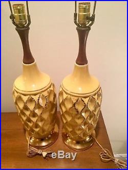 VTG Yellow Ceramic & Teak Wood Table Lamps Mid Century Modern Berger Harp