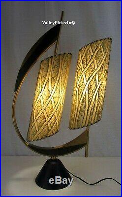 Vintage 1950s Mid Century MAJESTIC Atomic Boomerang Table Lamp Light w Shades