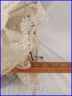 Vintage 1950s Victorian Style Porcelain Lady Bust Dual Light Table Lamp 19 Tall