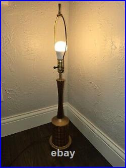 Vintage 1960s GRUVWOOD Table Lamp MCM Decor Wood Metal Bedside Accent