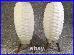 Vintage 1960s MCM Pair Of White Bubble Beehive Basket Weave Tripod Atomic Lamps