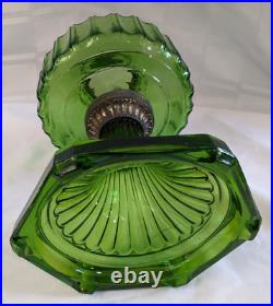 Vintage Aladdin Lamp Co. Corinthian Green Beta Crystal Table Lamp 1935