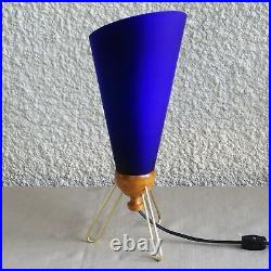 Vintage Atomic Age Tripod Modern Cobalt Blue Glass Table Lamp