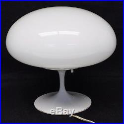 Vintage Bill Curry Stemlite Design Line White Mushroom Table Lamp Mid-Century