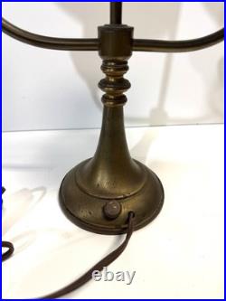 Vintage Brass And Tole Table Lamp Vintage Brass And Tole Table Lamp