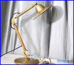 Vintage Brass Table Lamp Graceful Illumination with Antique Flair, Desk Table