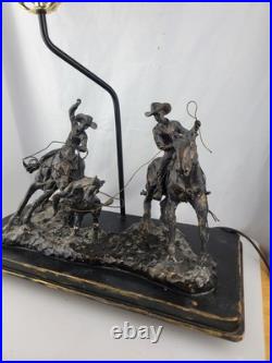 Vintage Cattle Ranchers Cowboys Lazoing A Wild Horse Wooden Base Table Lamp