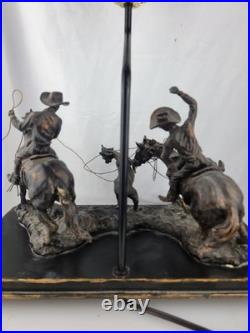 Vintage Cattle Ranchers Cowboys Lazoing A Wild Horse Wooden Base Table Lamp