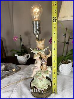 Vintage Cherub Bird Table Lamp RARE Excellent shape Beautiful Victorian WORKS