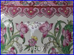 Vintage Chinoiserie Porcelain Table Lamp Hand Painted Hong Kong Floral Bird 32 Vintage Chinoiserie Porcelain Table Lamp Hand Painted Hong Kong Floral Bird 32