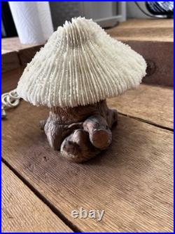 Vintage Coral And Wood 1960's Lamp